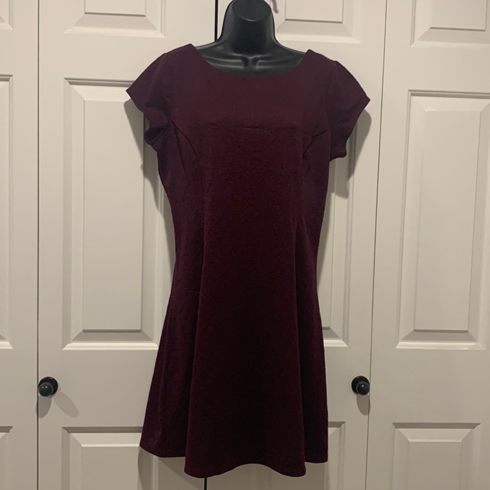 ⭐️ bundle sale ⭐️
 Textured red dress size L